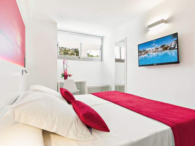Dormitorio apartamento superior Aparthotel Playas Ca's Saboners Palmanova