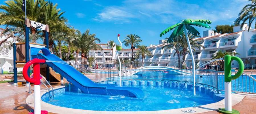 Vacaciones en familia con amigos Aparthotel Playas Ca's Saboners Palmanova Vacaciones en familia con amigos Aparthotel Playas Ca's Saboners Palmanova