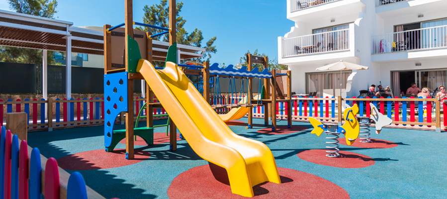 Parque infantil cas saboners hotel mallorca aparthotel playas ca's saboners palmanova Parque infantil cas saboners hotel mallorca aparthotel playas ca's saboners palmanova