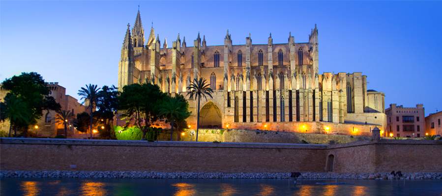 Catedral palma de mallorca palmanova mallorca cas saboners aparthotel playas ca's saboners Catedral palma de mallorca palmanova mallorca cas saboners aparthotel playas ca's saboners